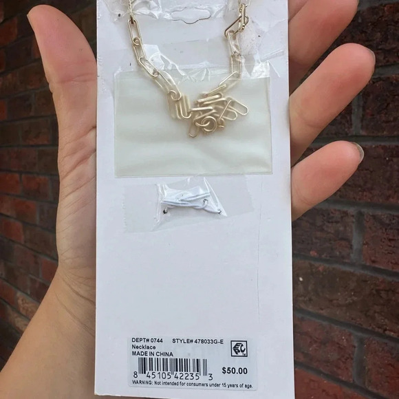 Gold Chain E Initial Crystal Bracelet&Necklace Set - Picture 9 of 12